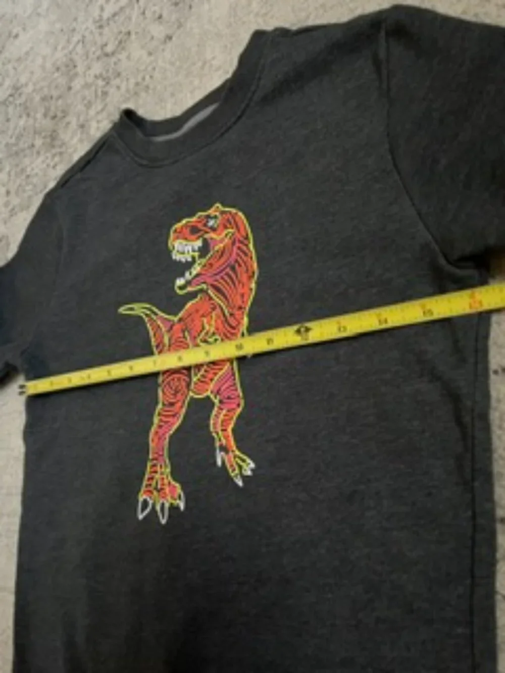 🧡3/$15 Cat & Jack Dinosaur Sweatshirt Boys M (8-10)